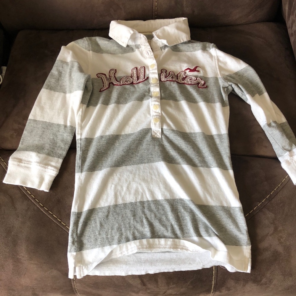 Juniors shirt gray & white